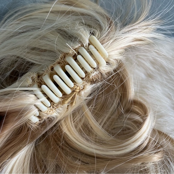 Claw Clip On Synthetic Curly Ponytail - Picture 4 of 10